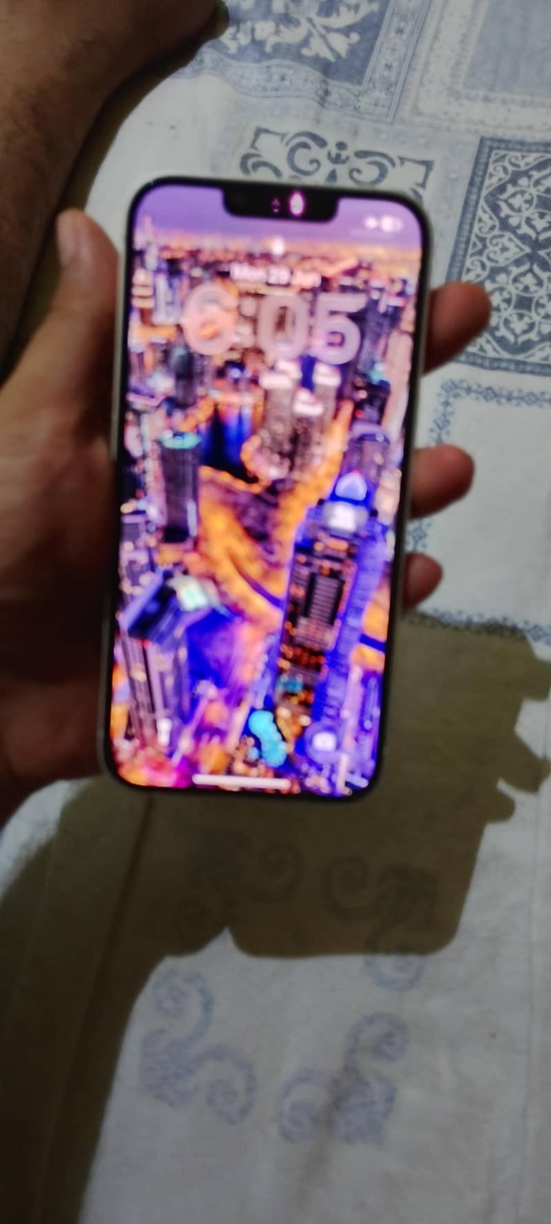 Apple iPhone 14 4