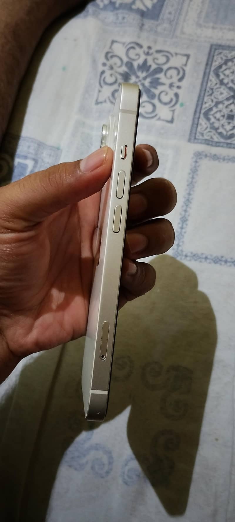 Apple iPhone 14 5
