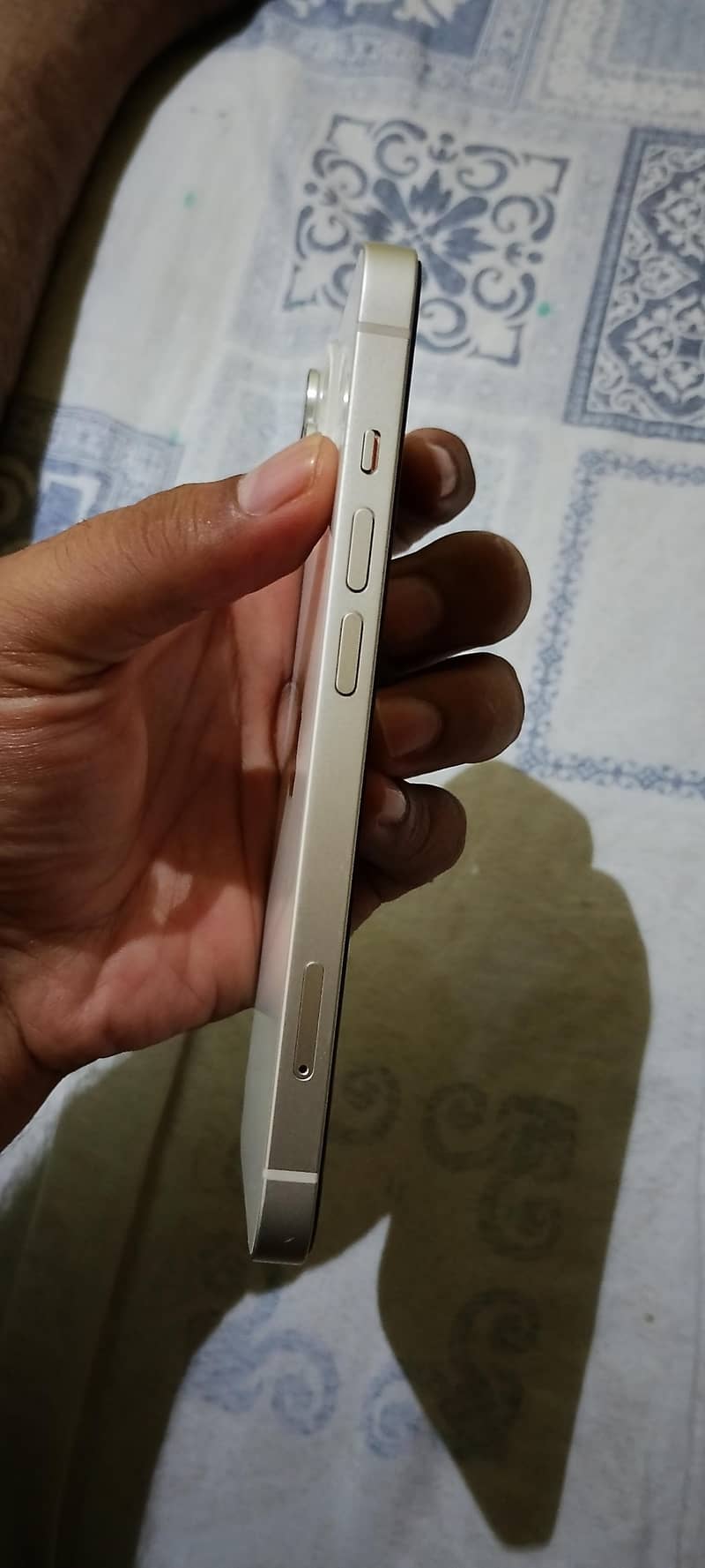 Apple iPhone 14 6