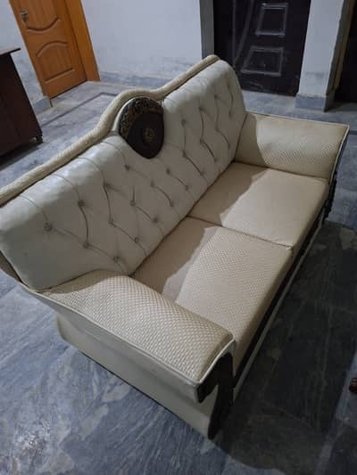 Brand new six seater sofa set for sale