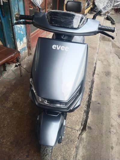 Evee electric scooty for sale
