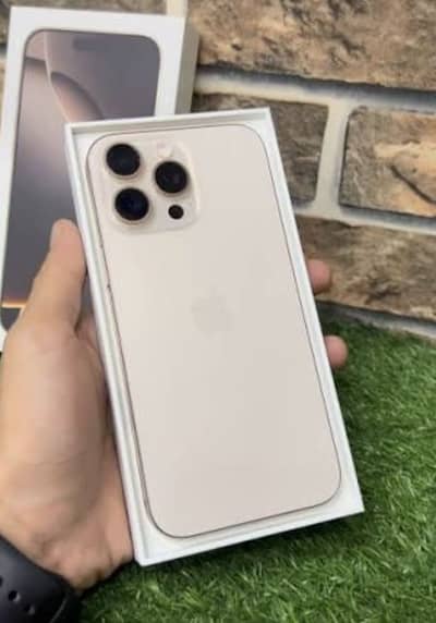 Apple iPhone 16 Pro Max