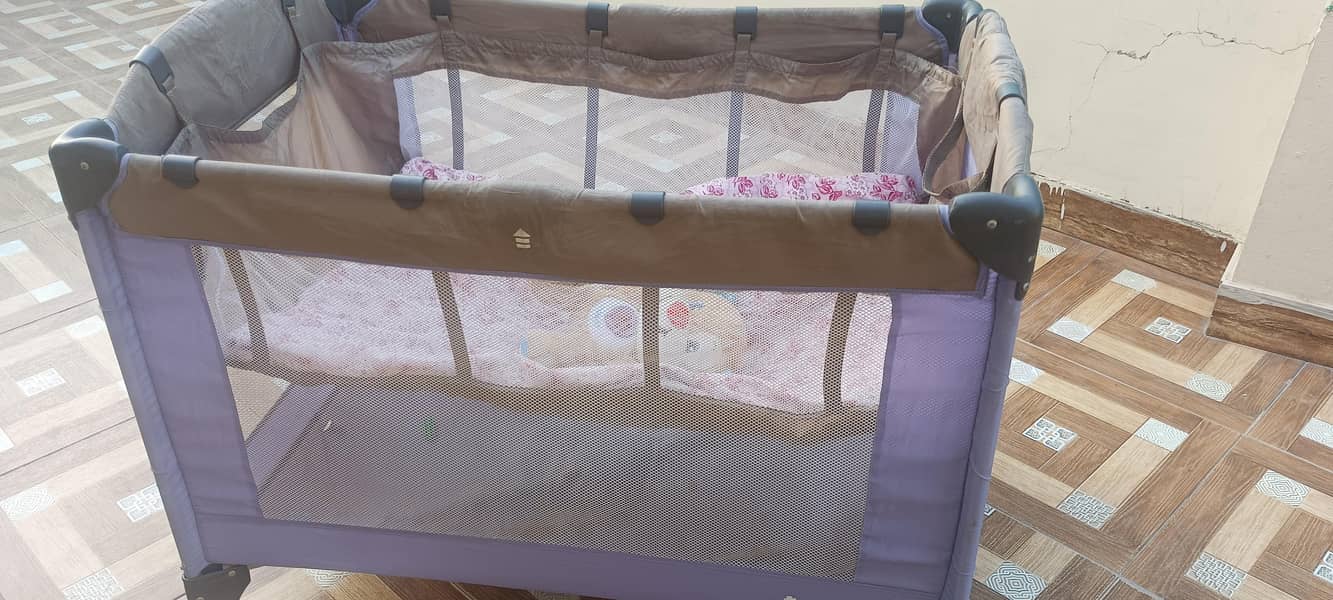 baby sleeping cot 4
