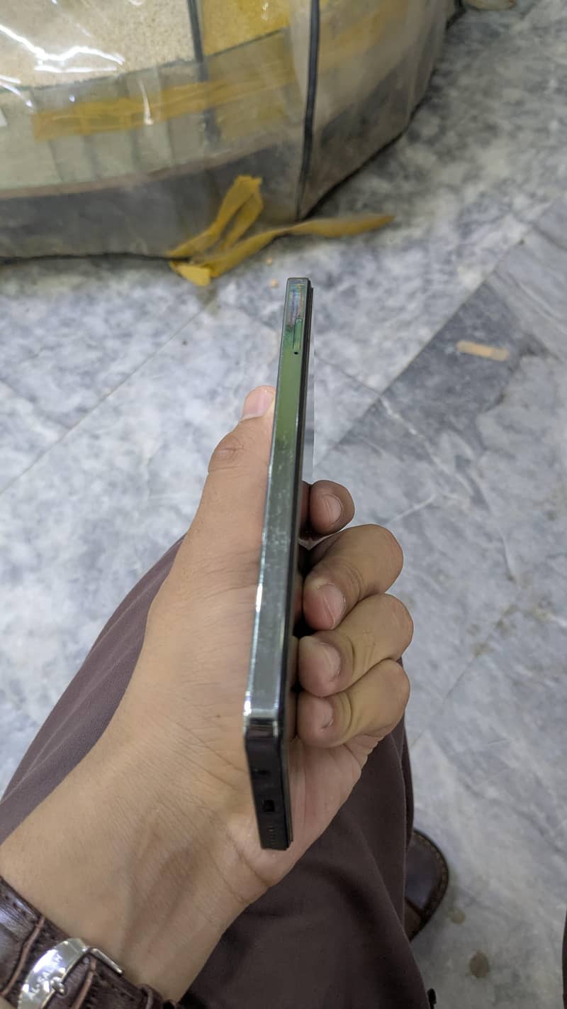 Tecno camon 20 9