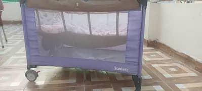 baby sleeping cot 2