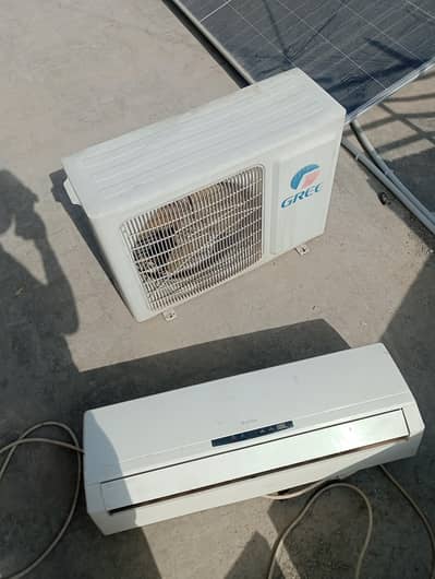 gree 1 ton Indore outdoor same no repair no gas no pipe