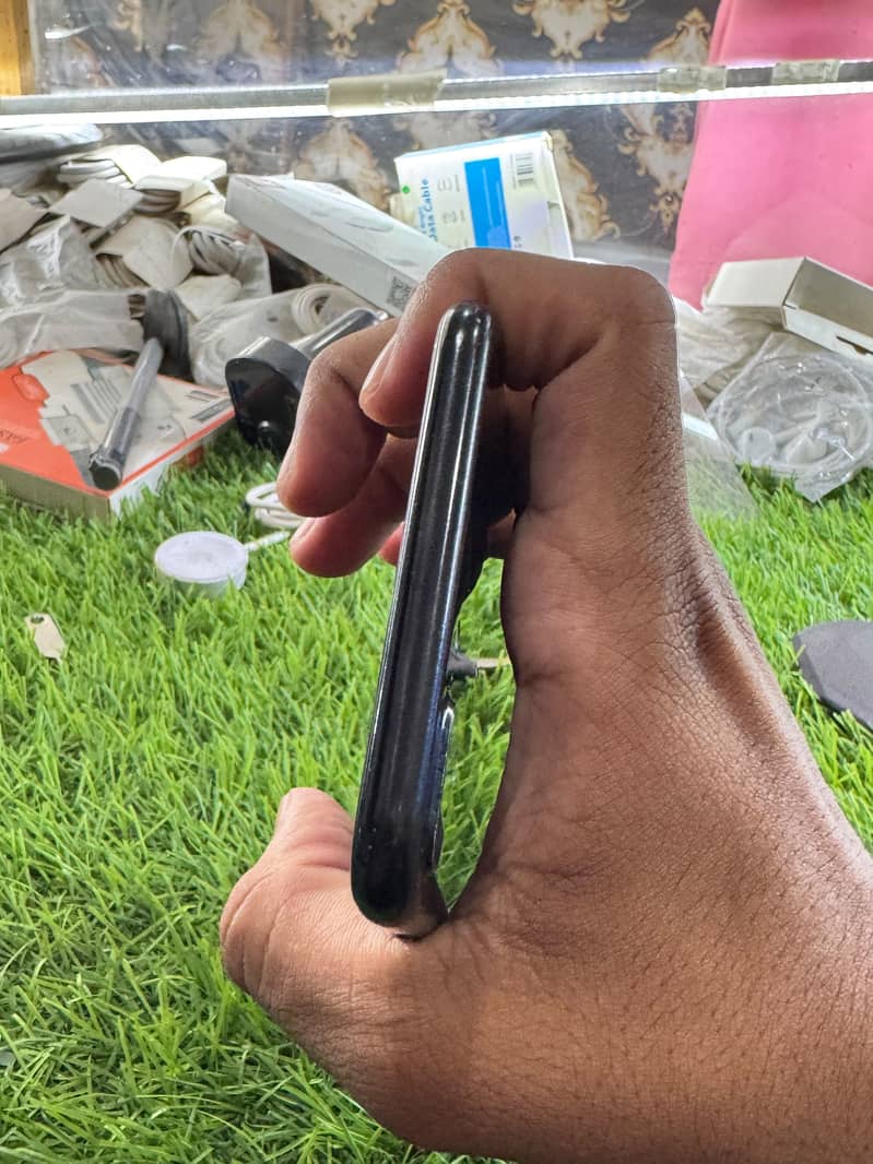 Apple iPhone 7 Plus 3
