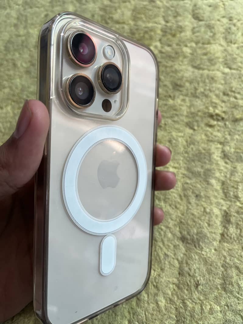 iPhone 14 pro 1