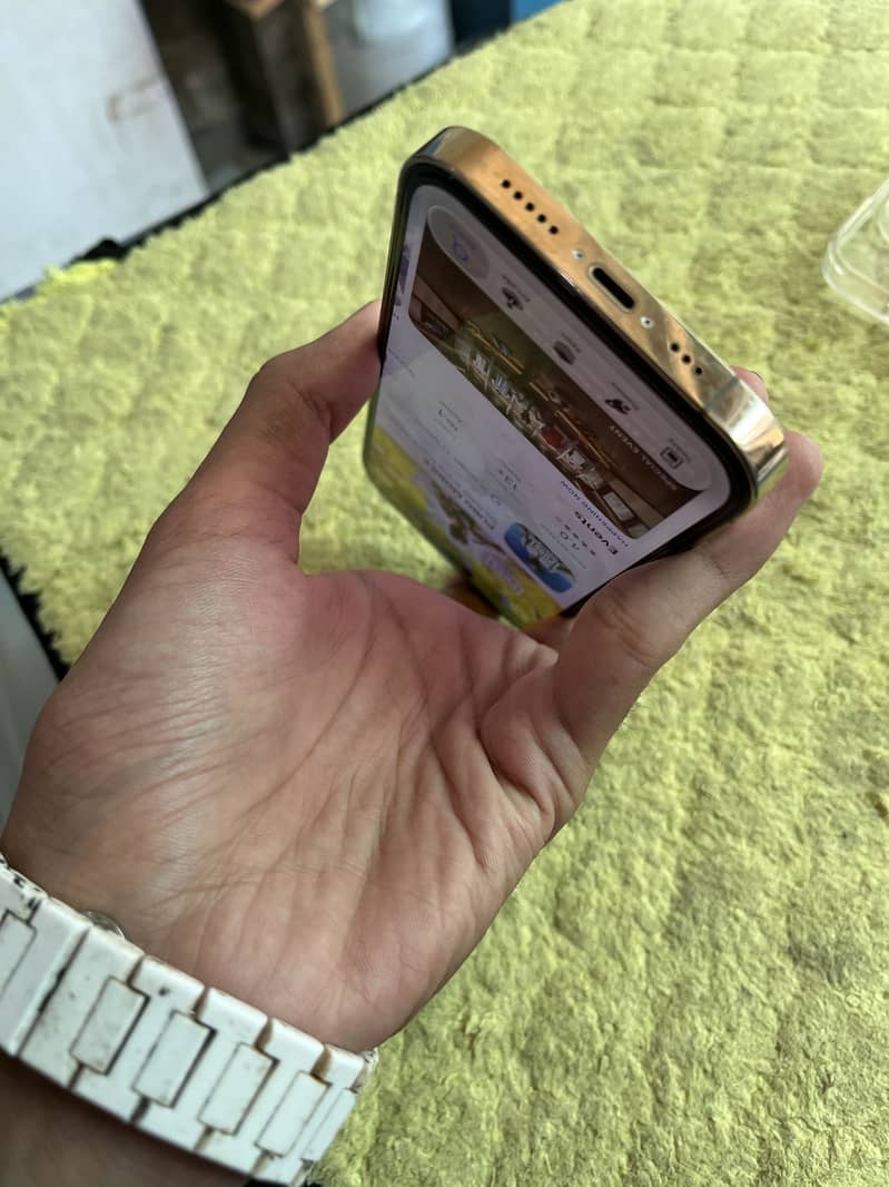 iPhone 14 pro 5