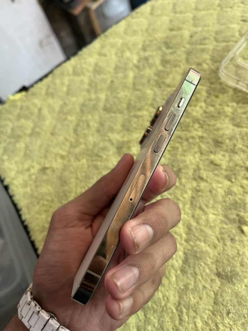 iPhone 14 pro 6