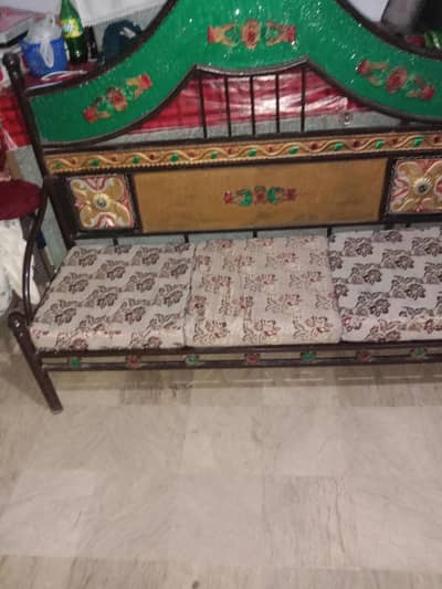 Heavy Iron / Steel 5-Seater Sofa Set (3+1+1) in Sturdy Condition