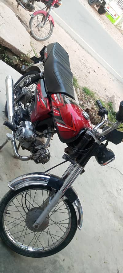 China bike for sale argent clean condition