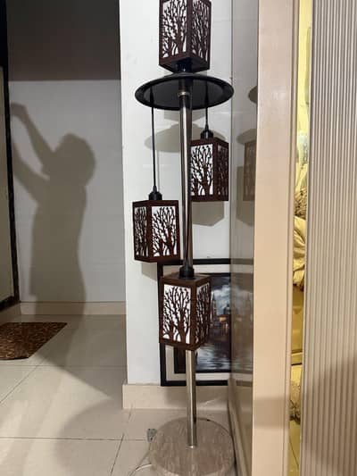 floor lamp