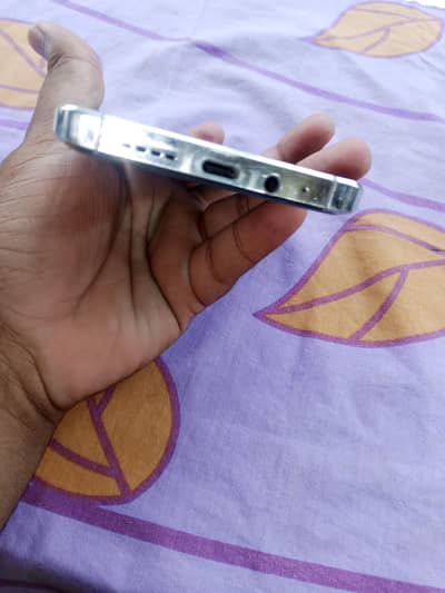 Tecno CAMON 40 Pro nn PTA 8/256