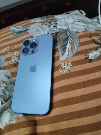 Apple iPhone 13 Pro