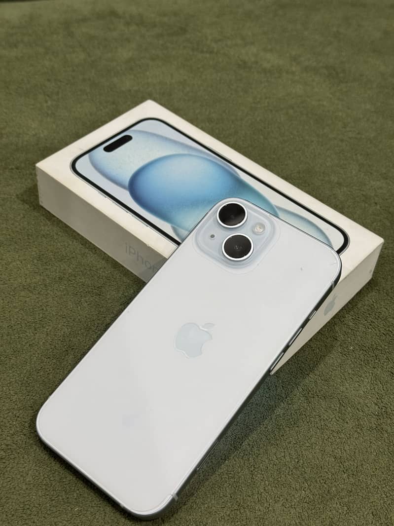 Apple iPhone 15 2