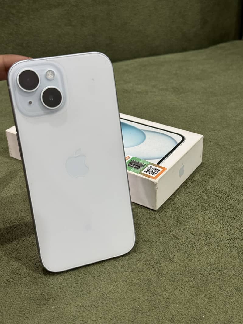 Apple iPhone 15 3