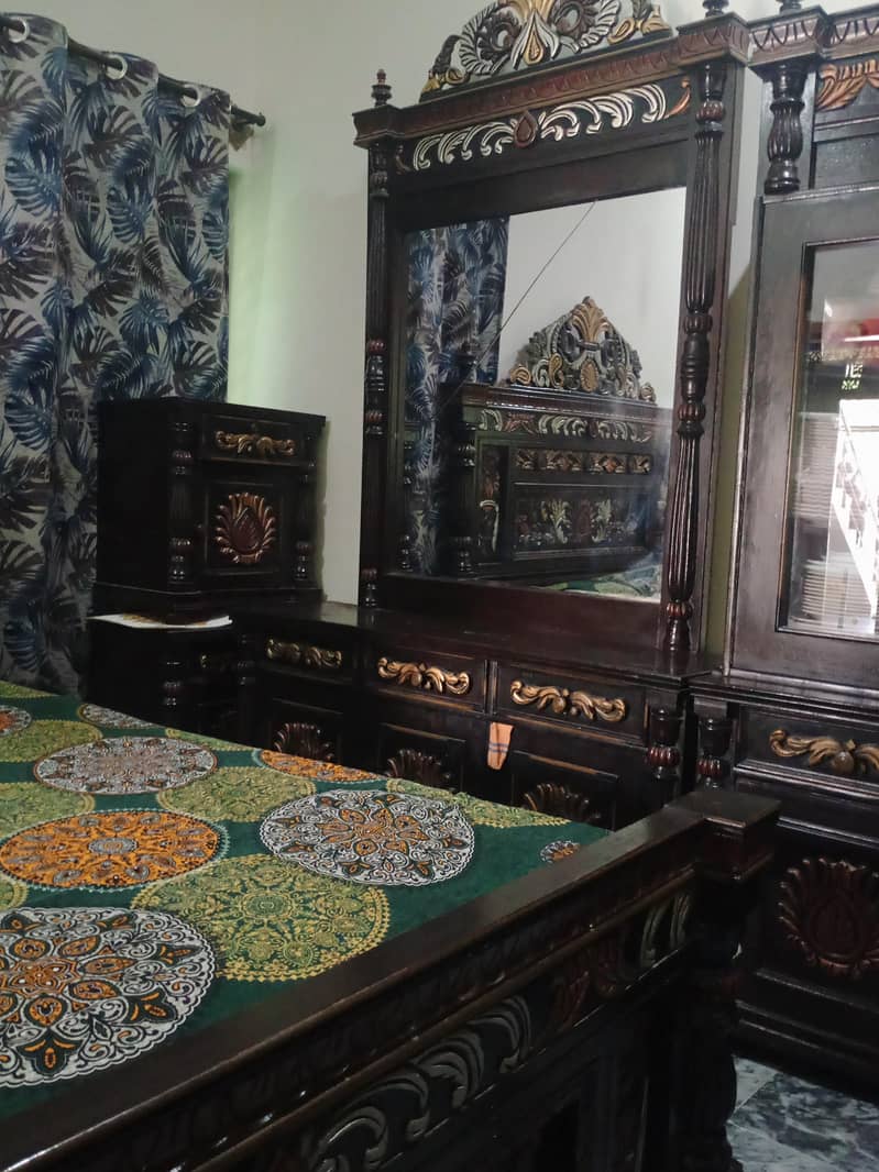بیڈ سیٹ فور سیل 4