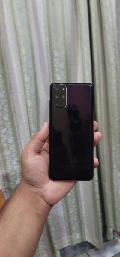 Samsung Mobile S20 Plus glass break no dot