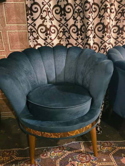 2 sitter velvet flower chairs with table