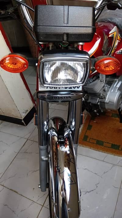 Honda 125 model 2024 November ki hai