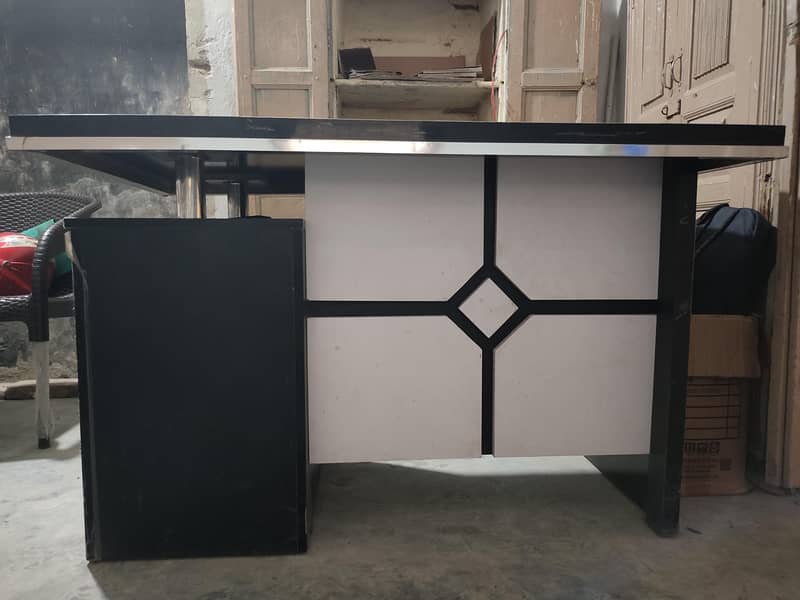 office Table 0