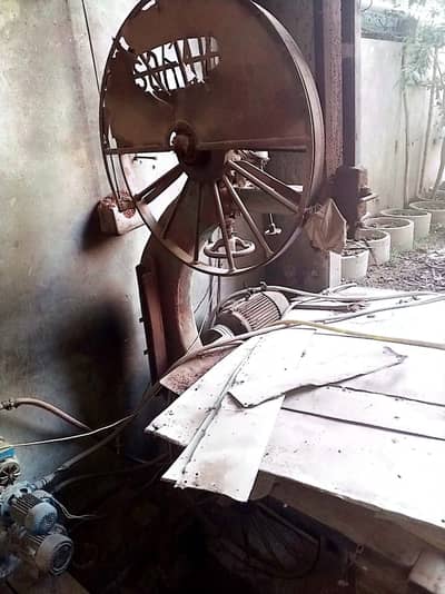 Aara Machine  (Band Saw) 42 Inches