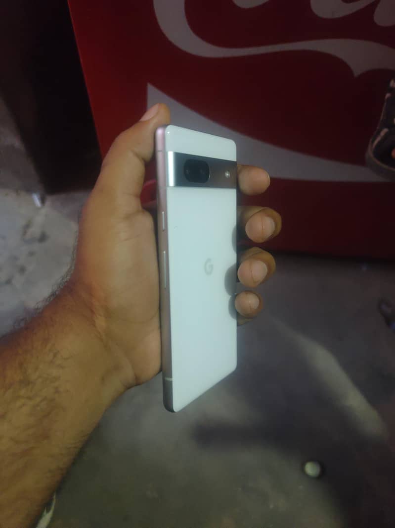 Google Pixel 7a 1