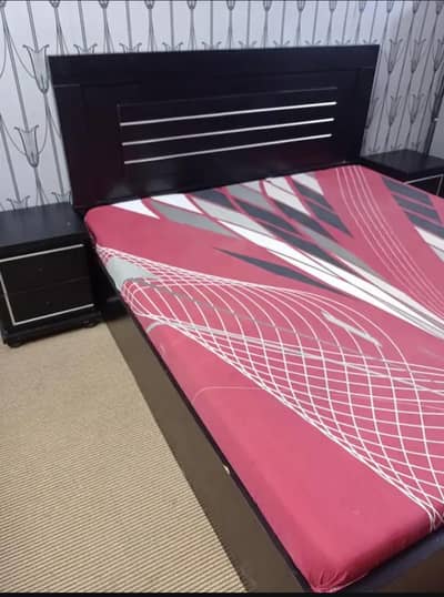Bedroom set for sale, Bed + 2 side tables + Dressing table Black color