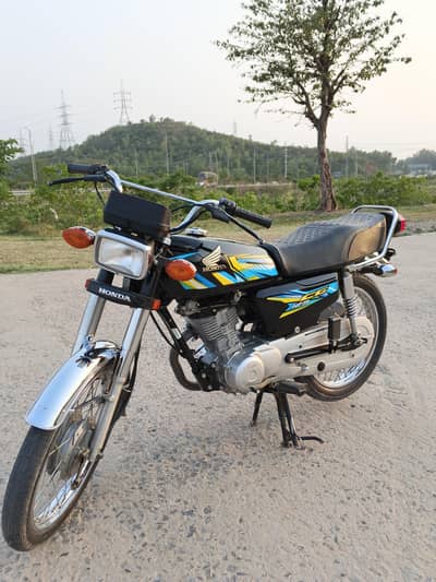 Honda CG 125 2023 Model – Excellent Condition