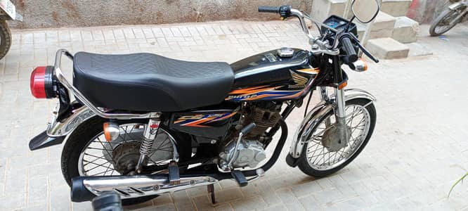 Honda 125 Karachi numbr 2018 model