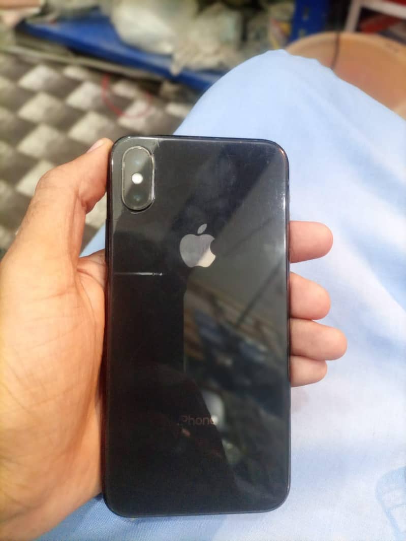 Apple iPhone X 4
