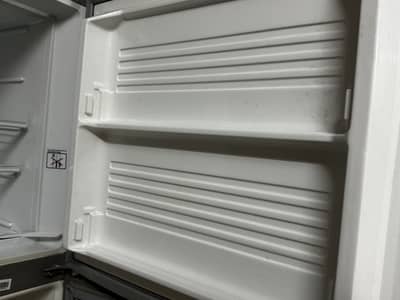 No any issue in fridge just like new