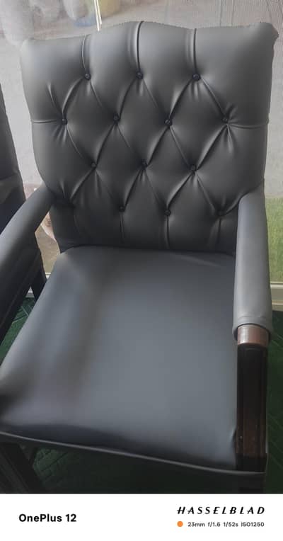 2 single sofa 1 large & 2sofa chairs 1 office chair and one table