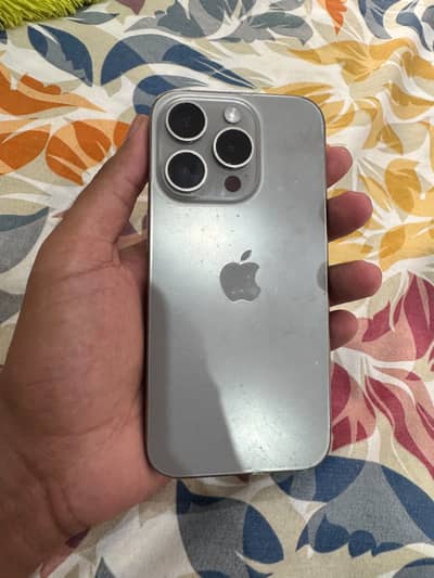 Apple iPhone 15 Pro jv