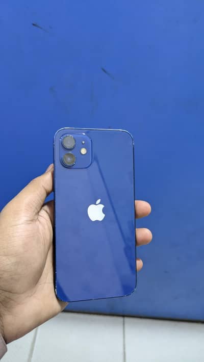 Apple iPhone 12