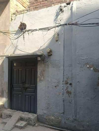 4 marla house for sale prime location in shalamar backside. .