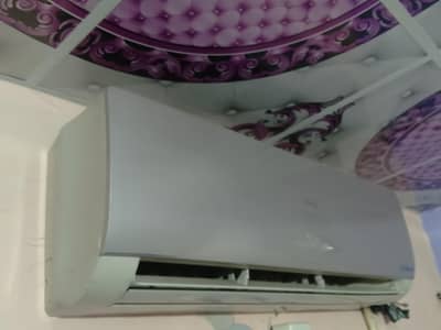 ac for urgent sale need cash only in 65k