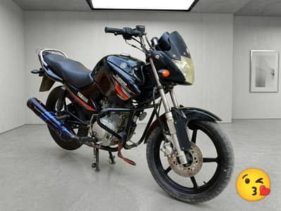 Yamaha Ybr 125 black
