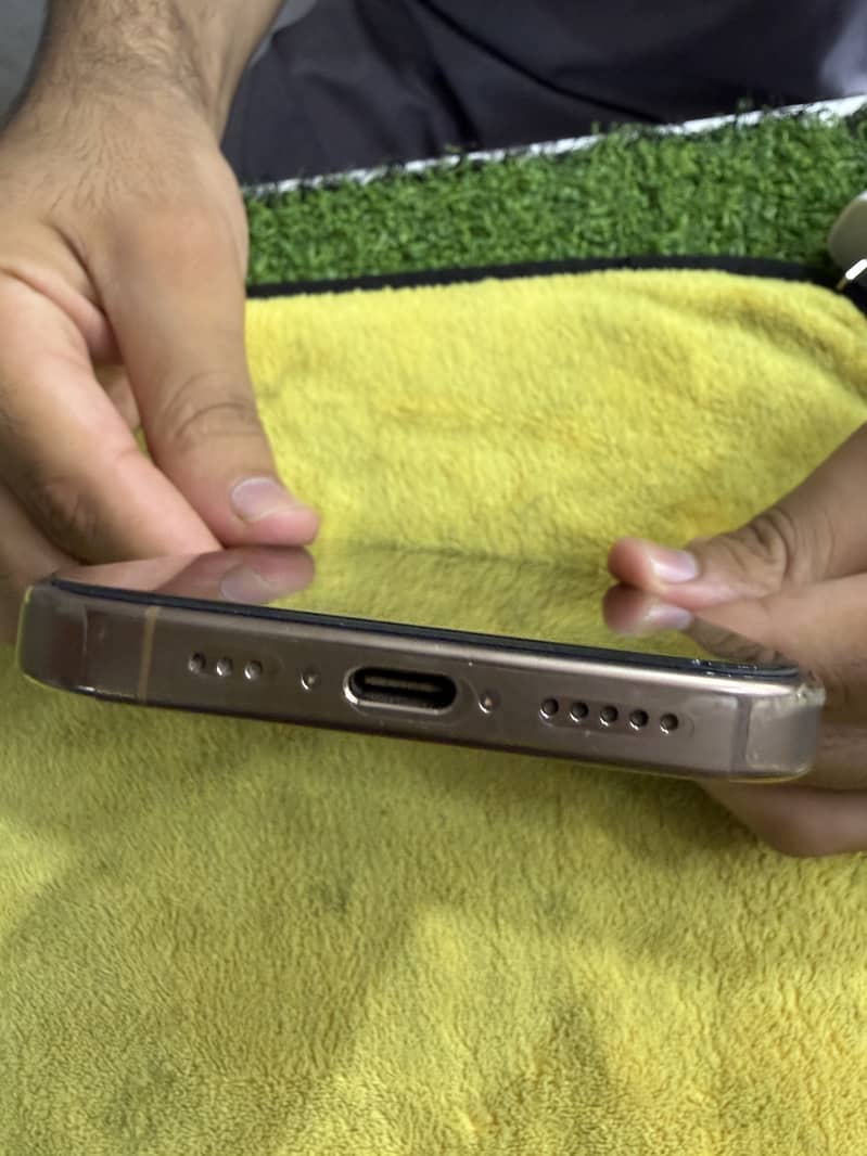 Side camera button 6