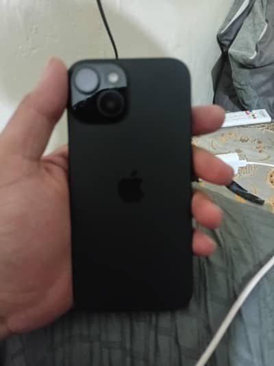 Apple iPhone 15