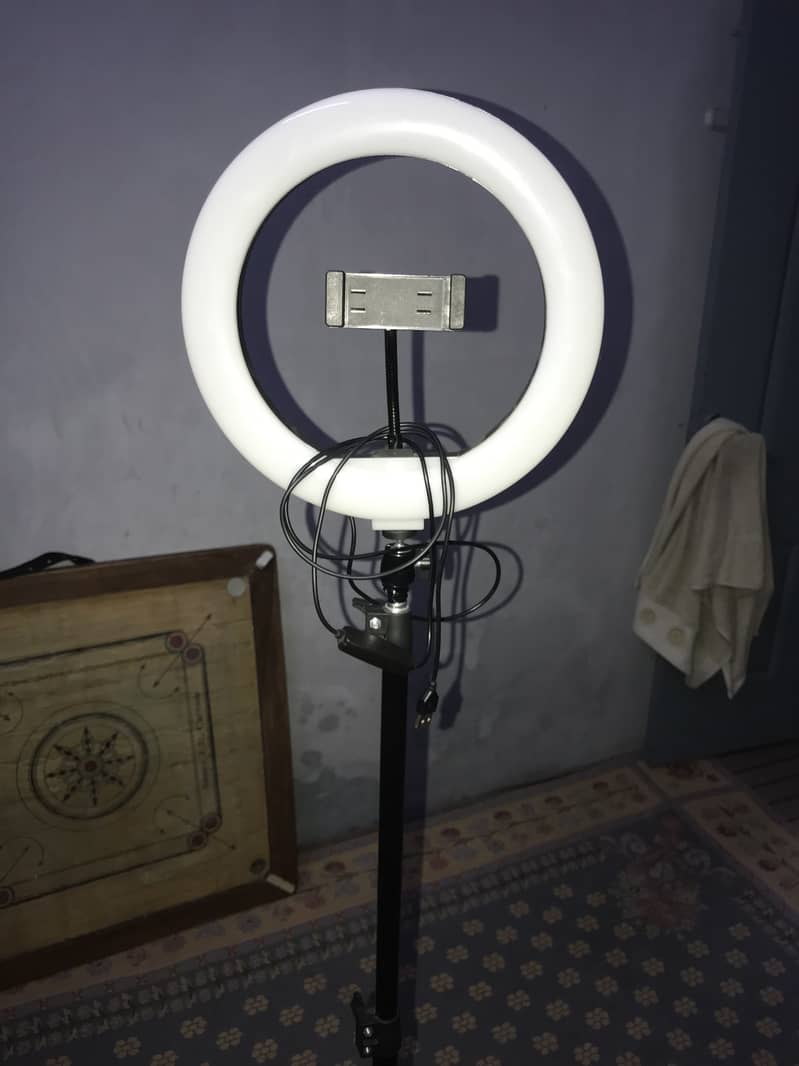 Ring light 0