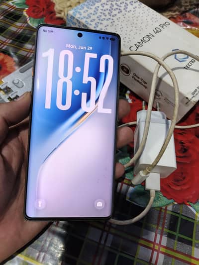 Tecno CAMON 40 Pro