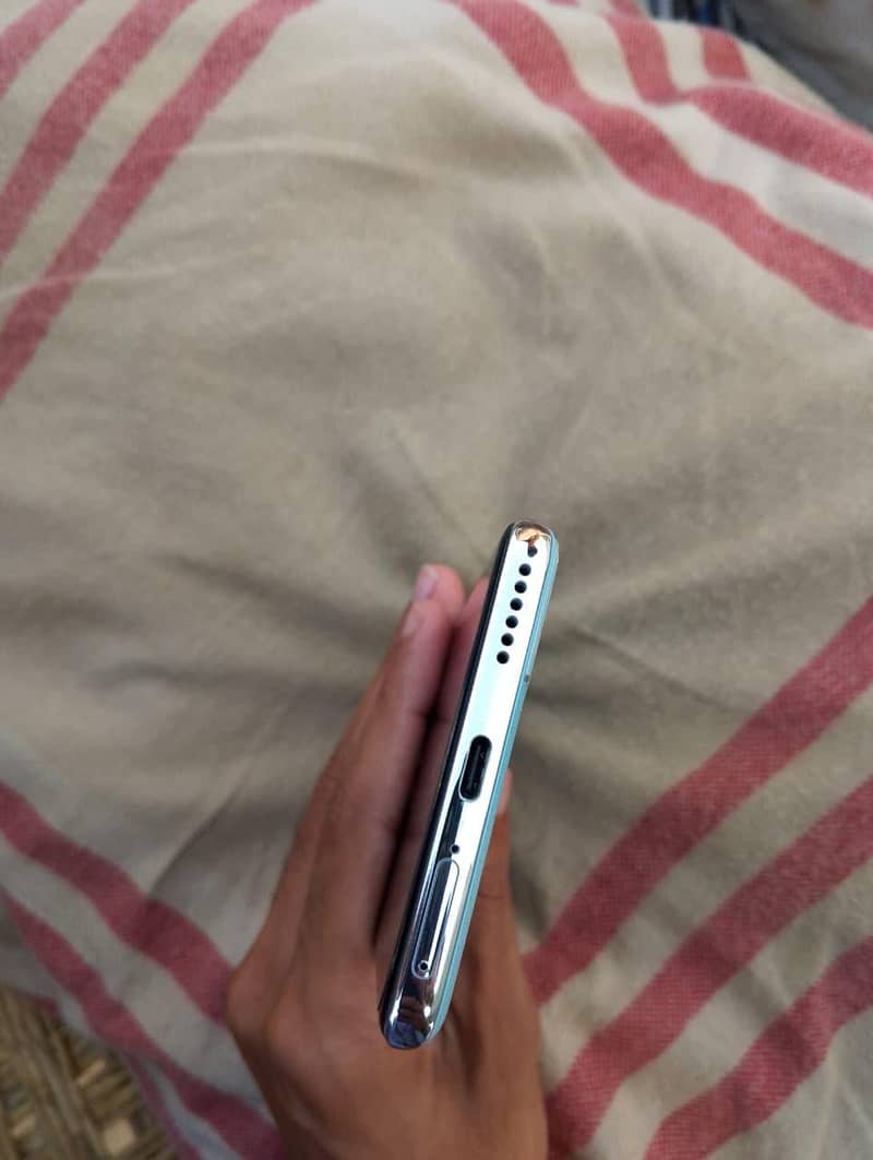 Honor 100 Pro 2
