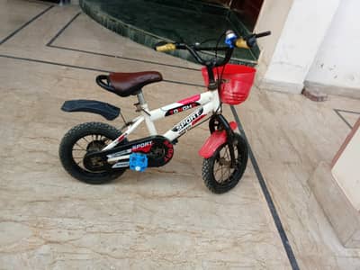 Kids Bicycle – Good in Condition, With Basket