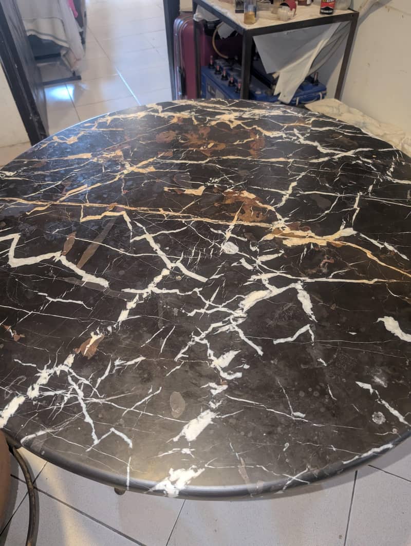 dining table  with chairs 0