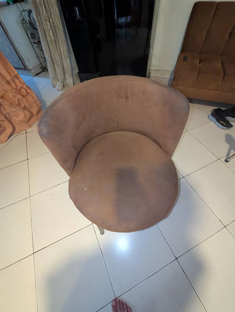 dining table  with chairs 4