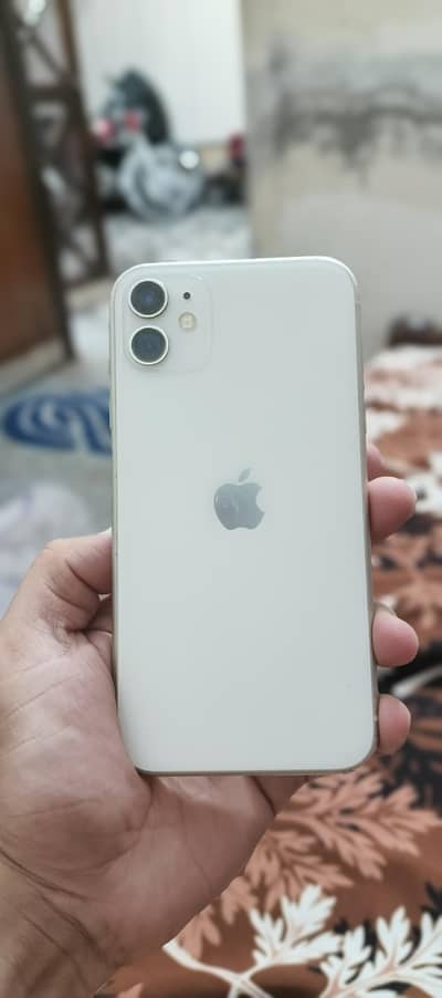 Apple iPhone 11