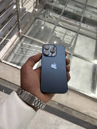 Apple iPhone 15 Pro