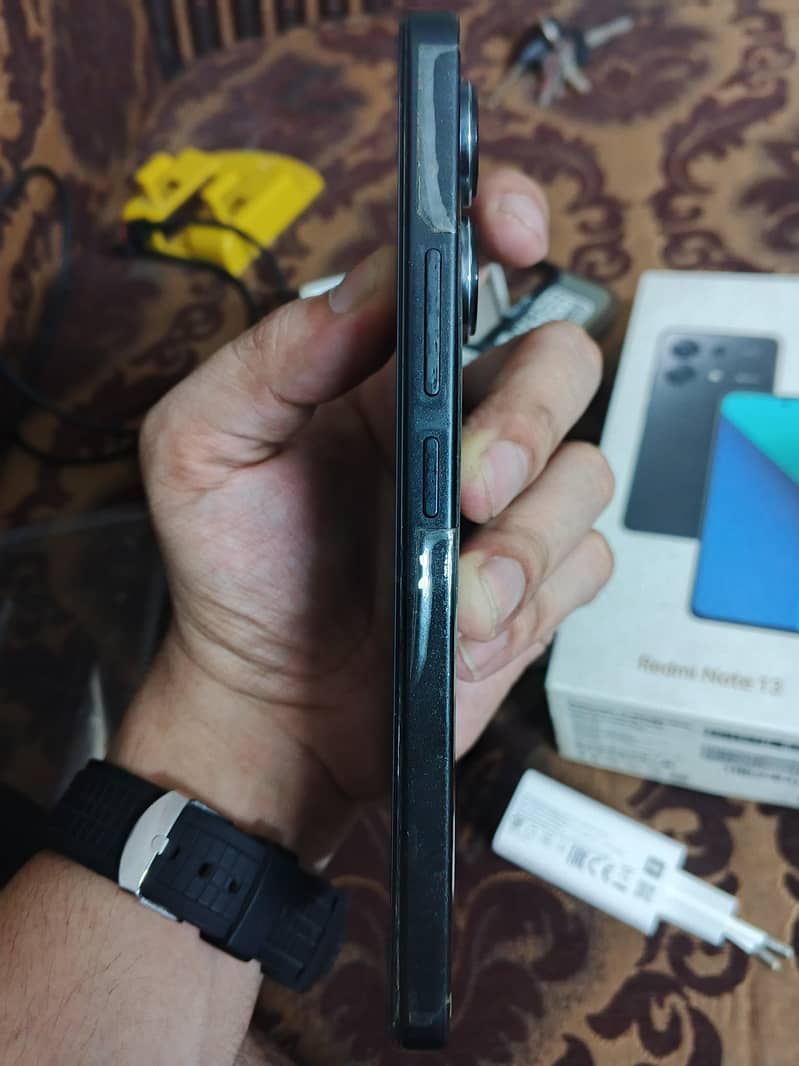 Xiaomi Redmi Note 13 2